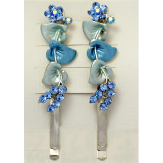 Zauberhafte Haarspange mit ausgesuchten Strass Kristallen besetzt.