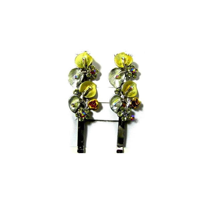 Zauberhafte Haarspange mit ausgesuchten Strass Kristallen besetzt.